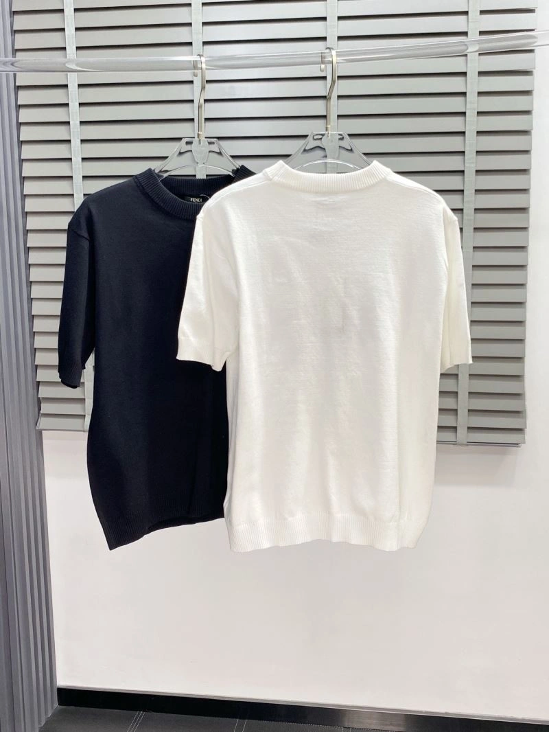 Soft Fendi T-Shirts 122318
