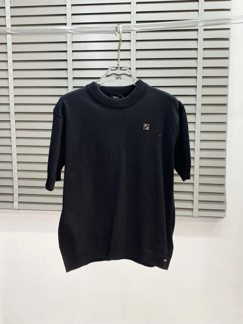 Soft Fendi T-Shirts 122318