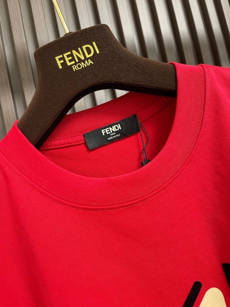 Fendi T-Shirts Effortless 122300