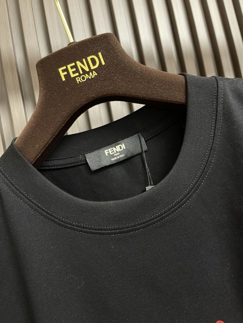 Versatile Fendi T-Shirts 122299