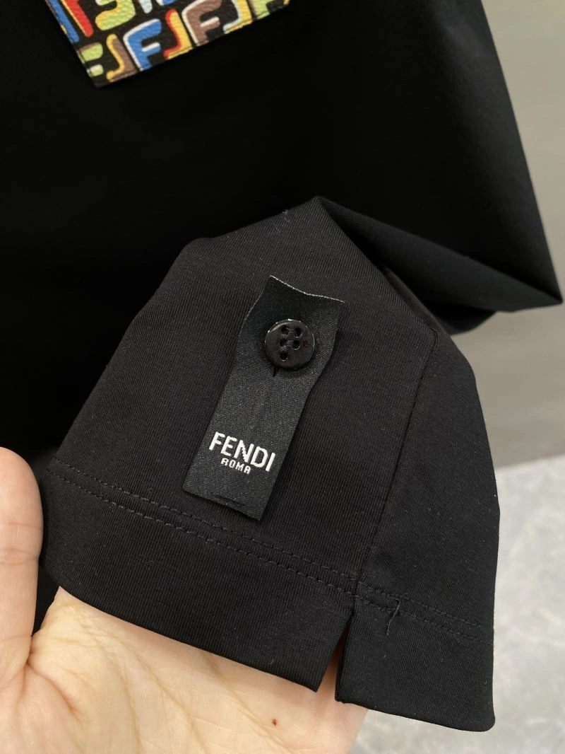Fendi T-Shirts Original 122277