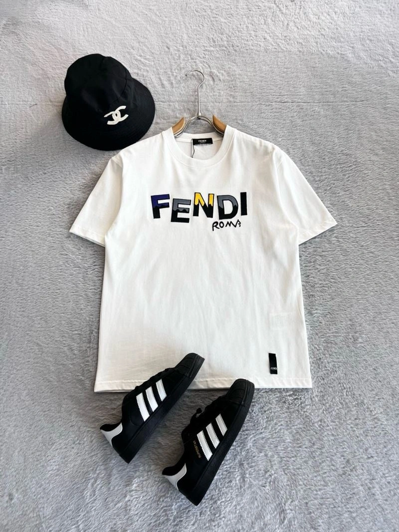 Fendi T-Shirts Effortless 122263