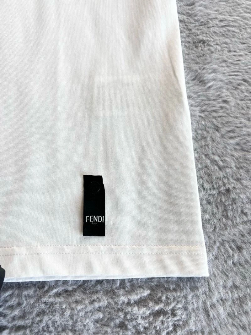 Fendi T-Shirts Effortless 122263