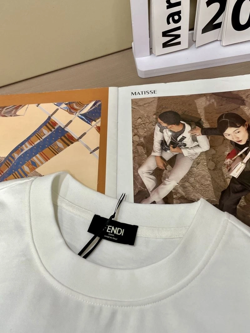 Fendi T-Shirts Efficient 122269