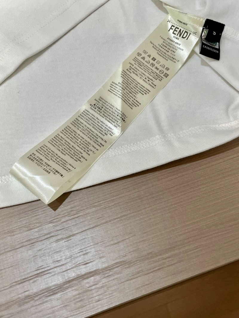 Fendi T-Shirts Efficient 122269