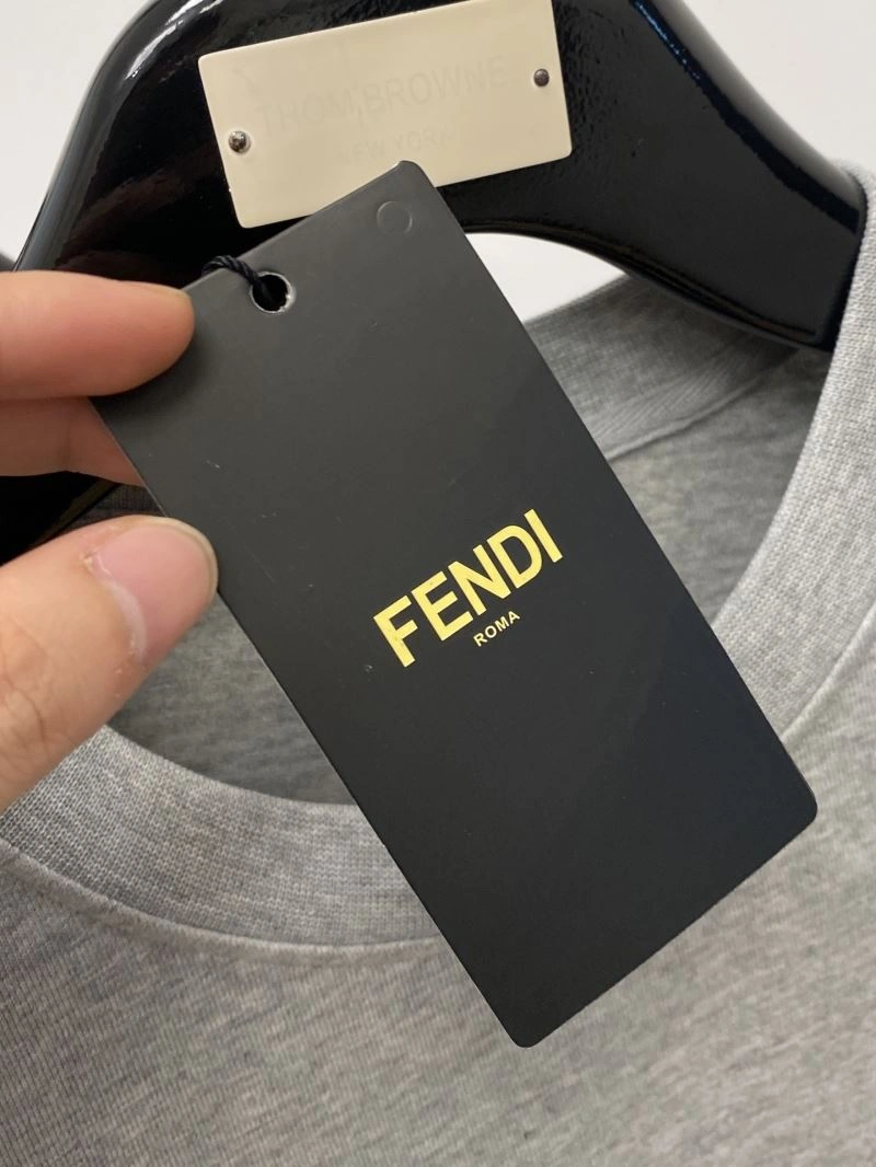 WellDesigned Fendi T-Shirts 122244