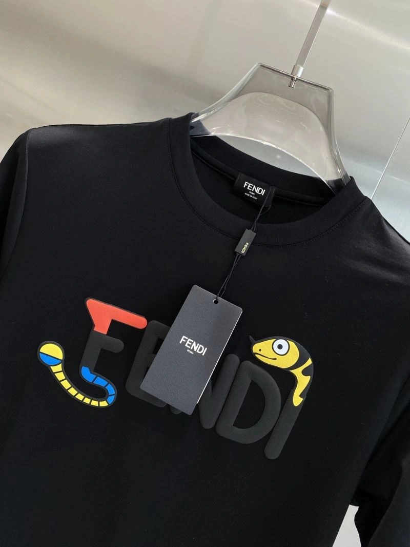 Fendi T-Shirts Sophisticated 122246