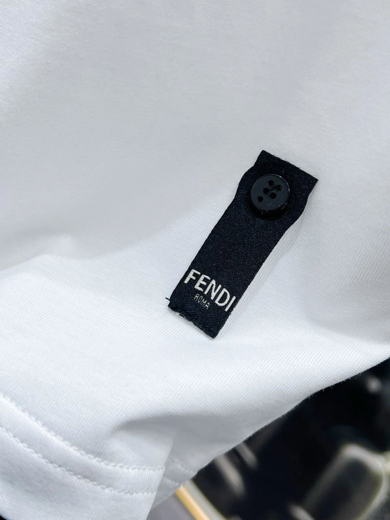Fendi T-Shirts Original 122252