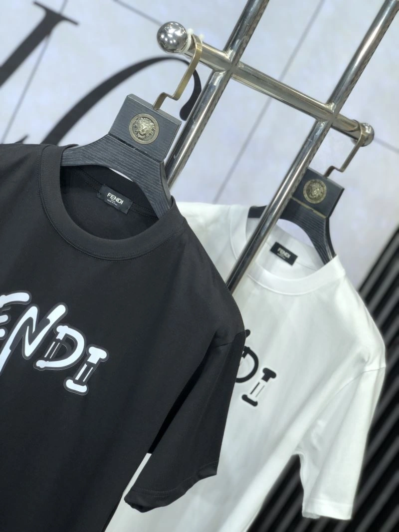 Fendi T-Shirts AllSeason 122242