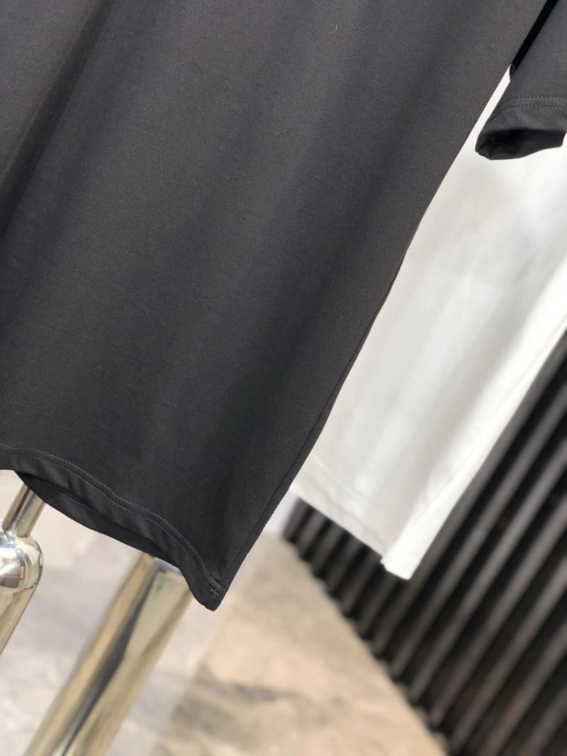 Fendi T-Shirts AllSeason 122242