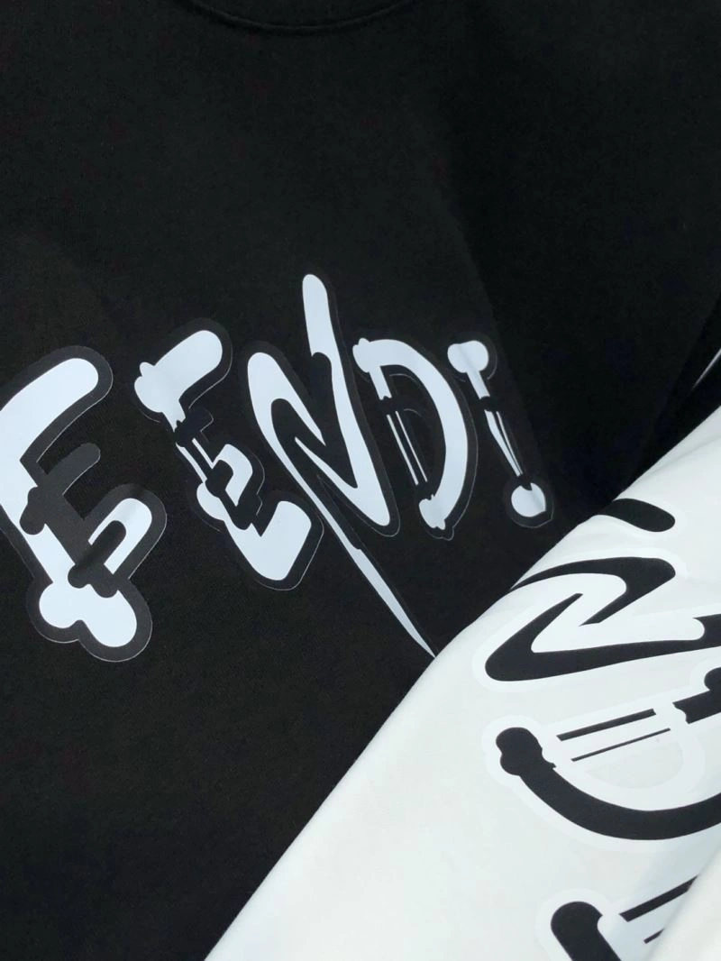 Fendi T-Shirts AllSeason 122242