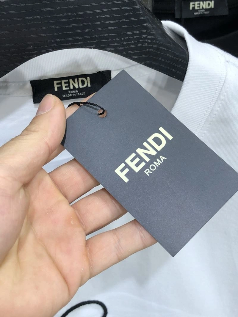 Fendi T-Shirts Popular 122256