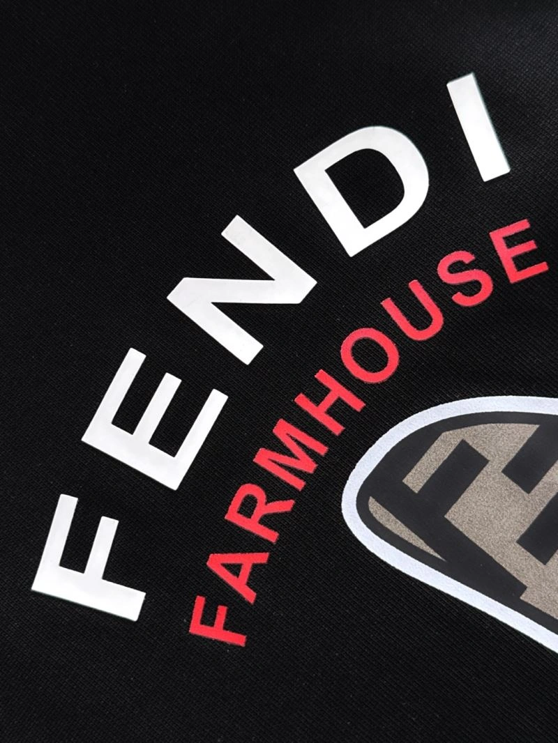 Fendi T-Shirts Neat 122250