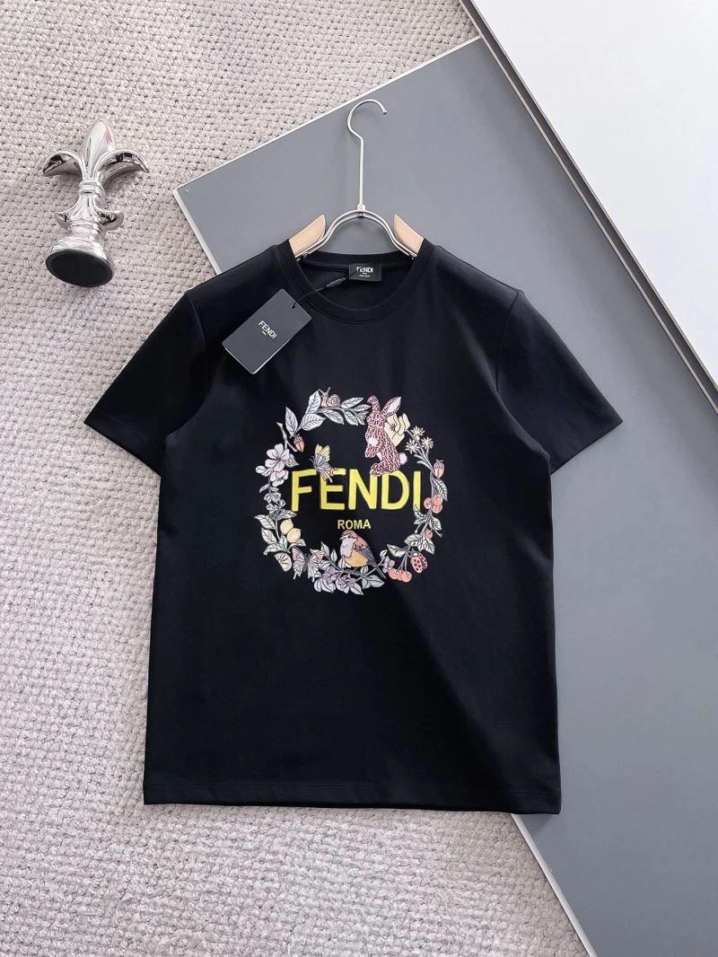 Fendi T-Shirts UrbanChic 122225