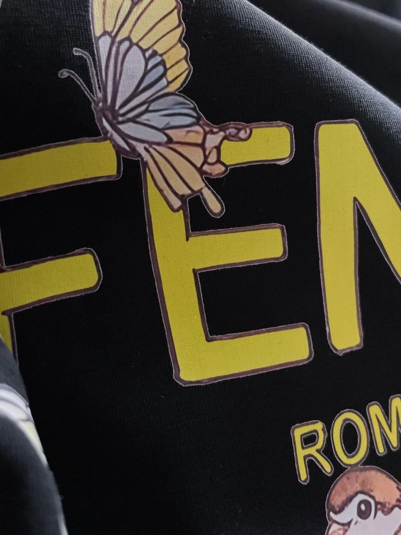 Fendi T-Shirts UrbanChic 122225