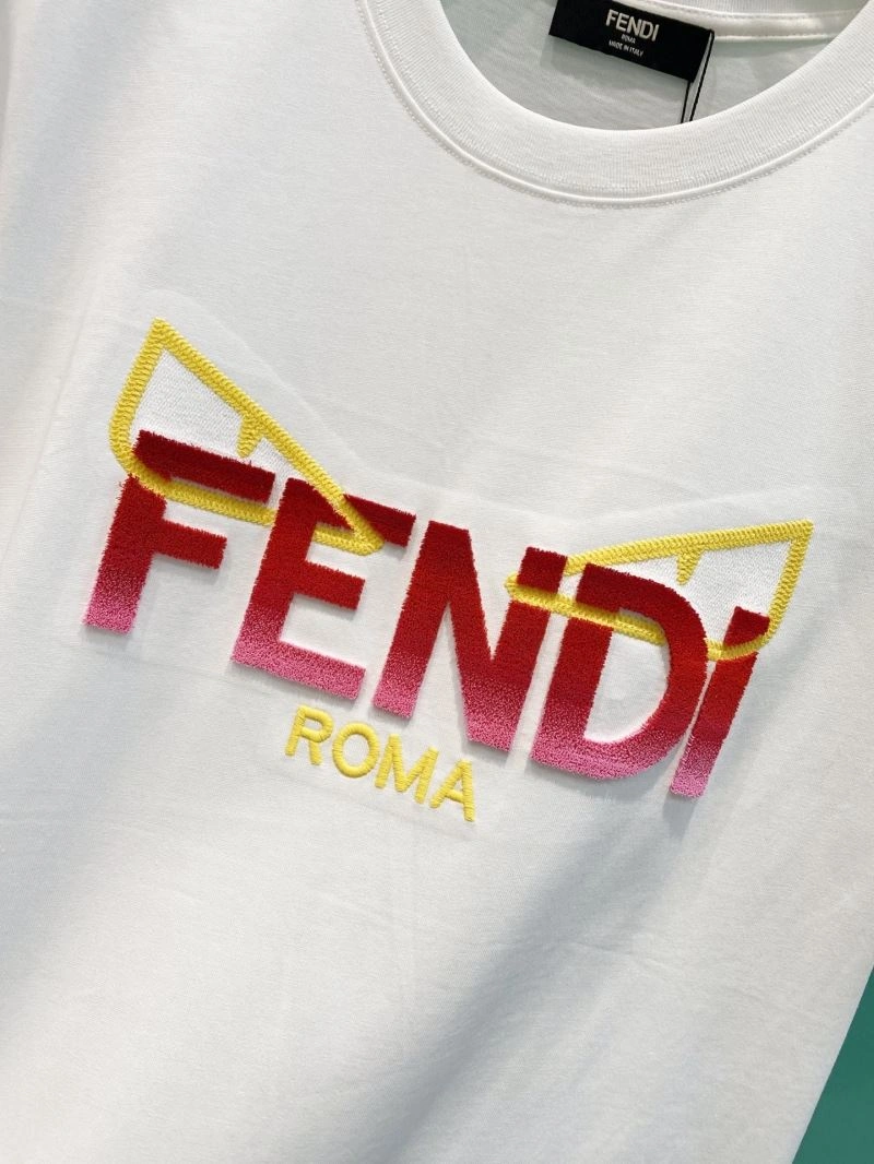 Lightweight Fendi T-Shirts 122220