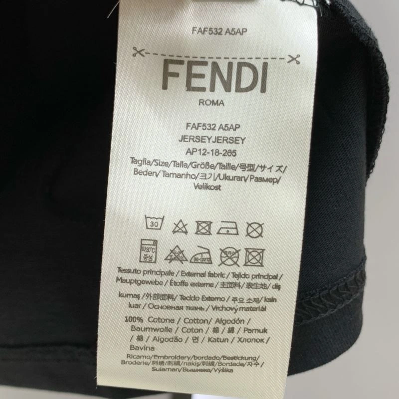 Fendi T-Shirts Minimalist 122218
