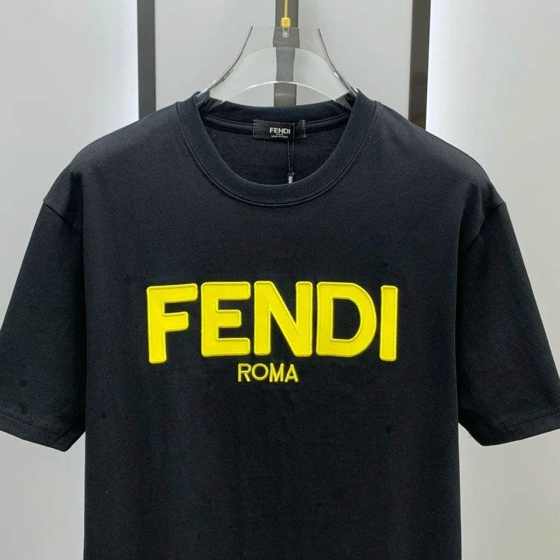 Fendi T-Shirts Minimalist 122218