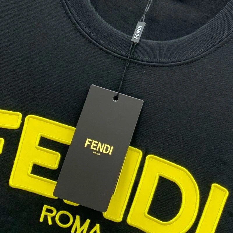 Fendi T-Shirts Minimalist 122218