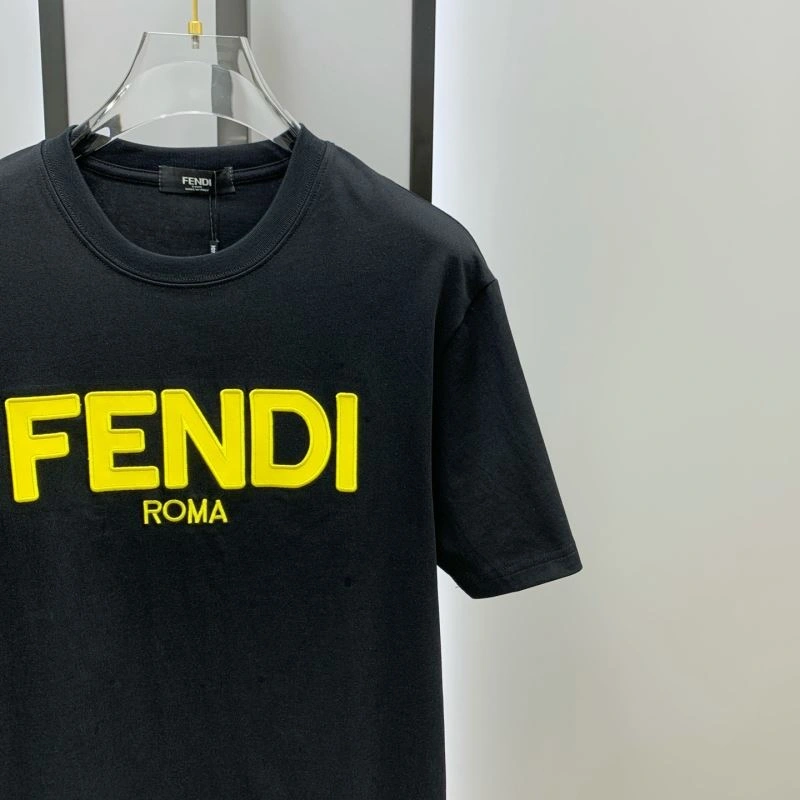Fendi T-Shirts Minimalist 122218