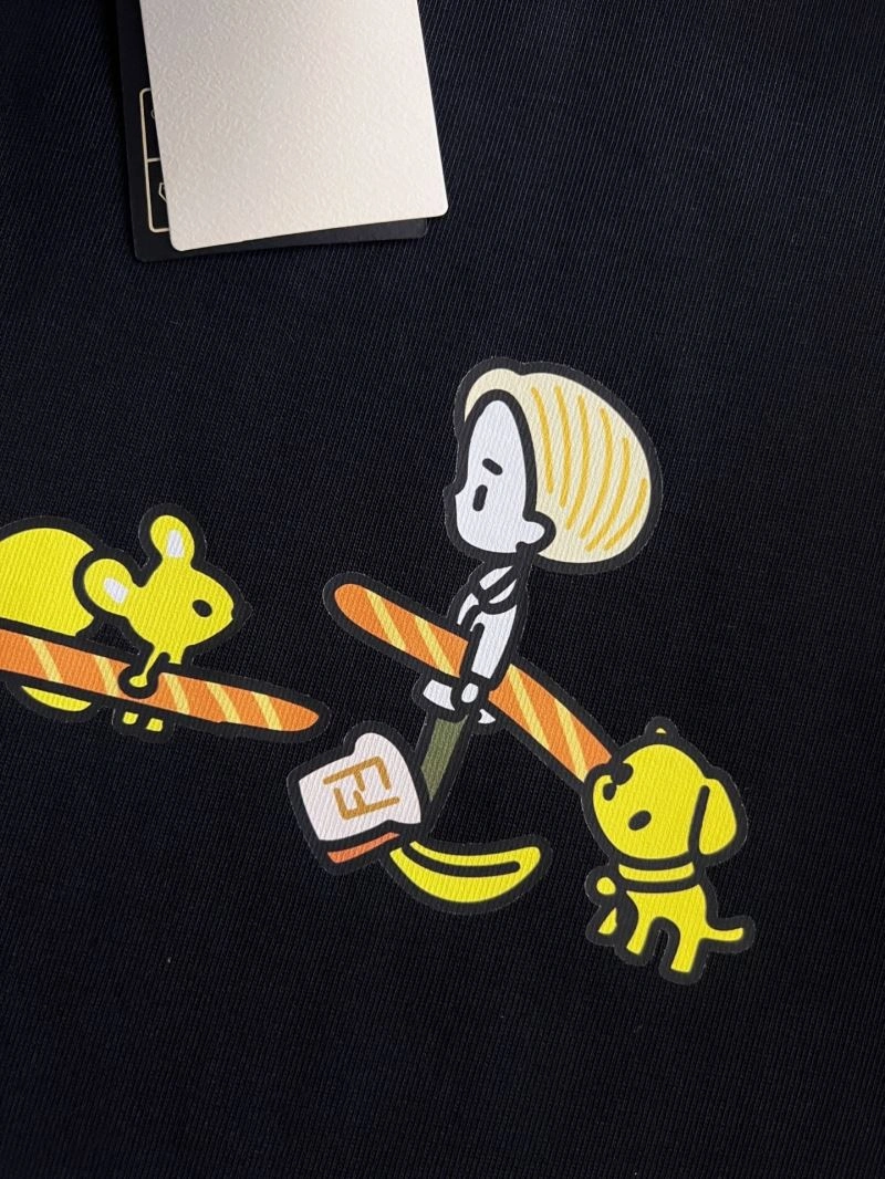 Versatile Fendi T-Shirts 122204