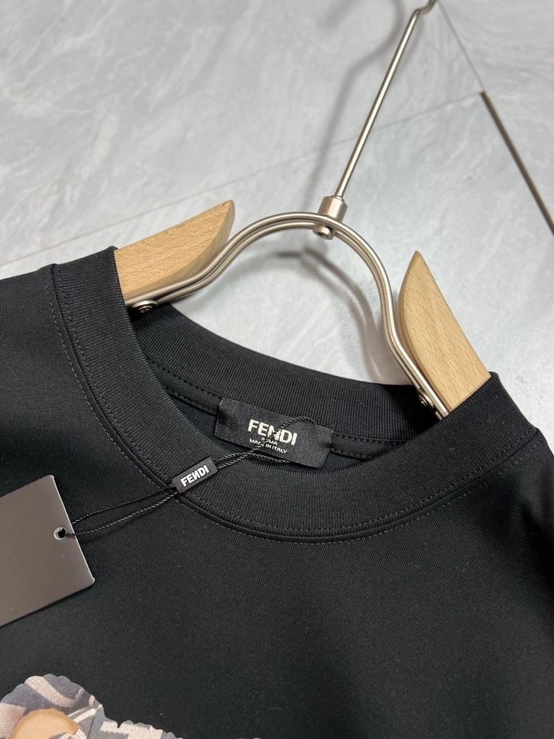 Fendi T-Shirts UrbanStyle 122188