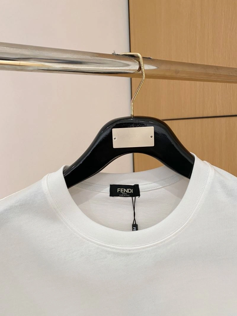 Fendi T-Shirts Versatile 122060