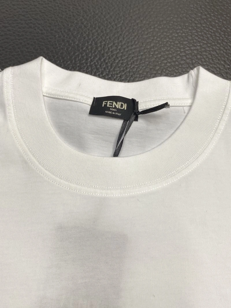 Lightweight Fendi T-Shirts 122024