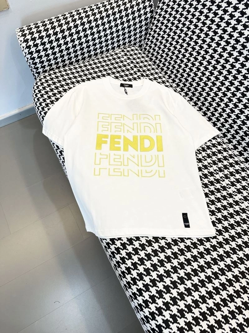 Fendi T-Shirts Comfortable 122021