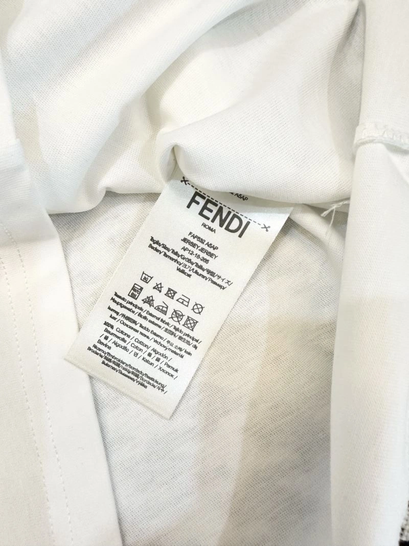 Fendi T-Shirts Comfortable 122021