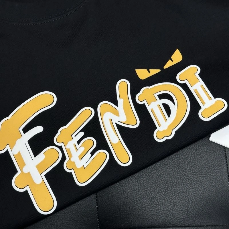 Stylish Fendi T-Shirts 122030