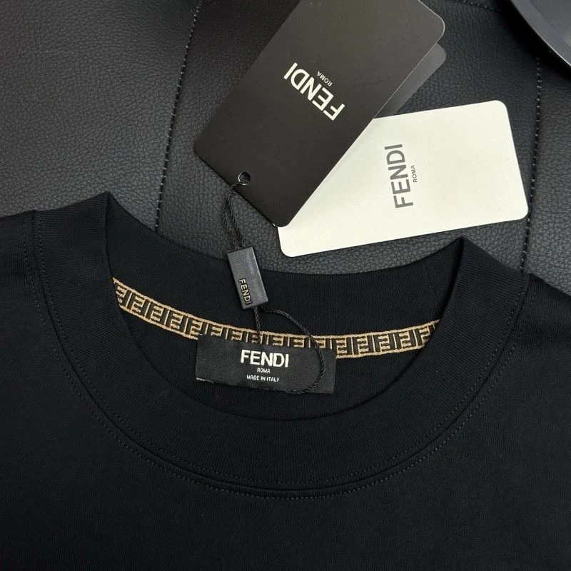 Stylish Fendi T-Shirts 122030