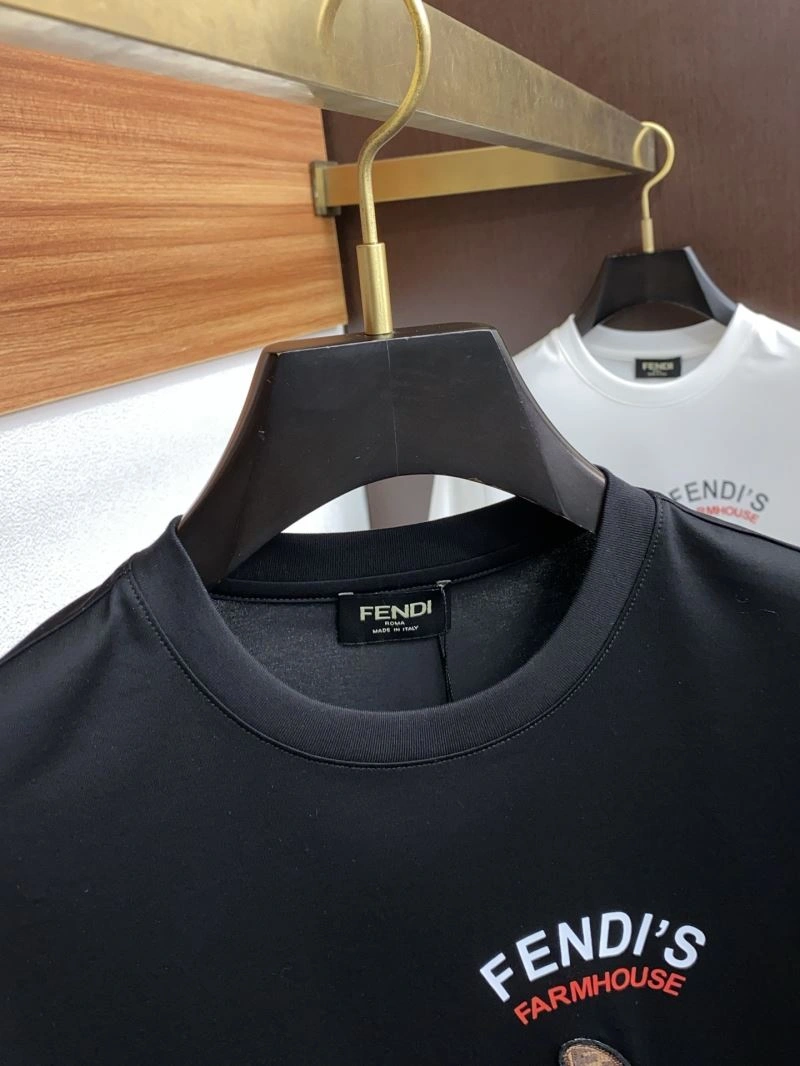 Fendi T-Shirts Cozy 122038