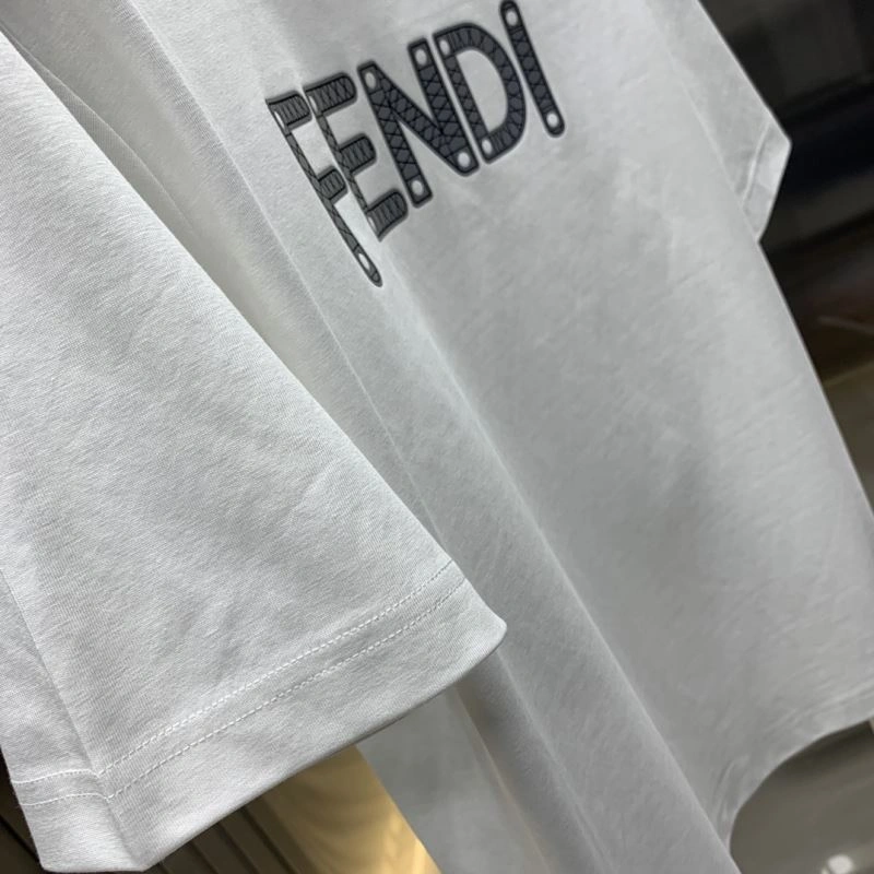 RelaxedFit Fendi T-Shirts 122020