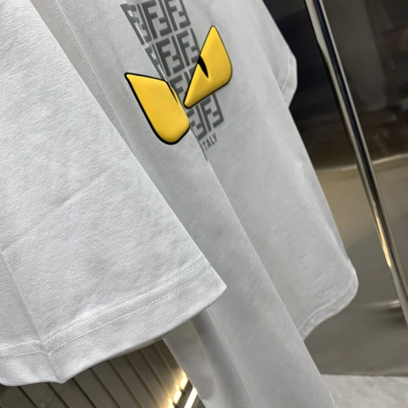 Fendi T-Shirts Resilient 122019
