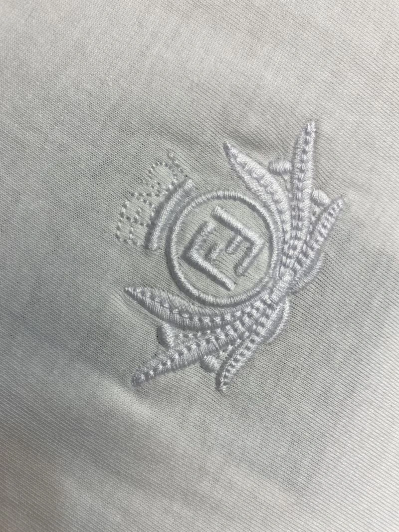 Fendi T-Shirts Comfortable 121991