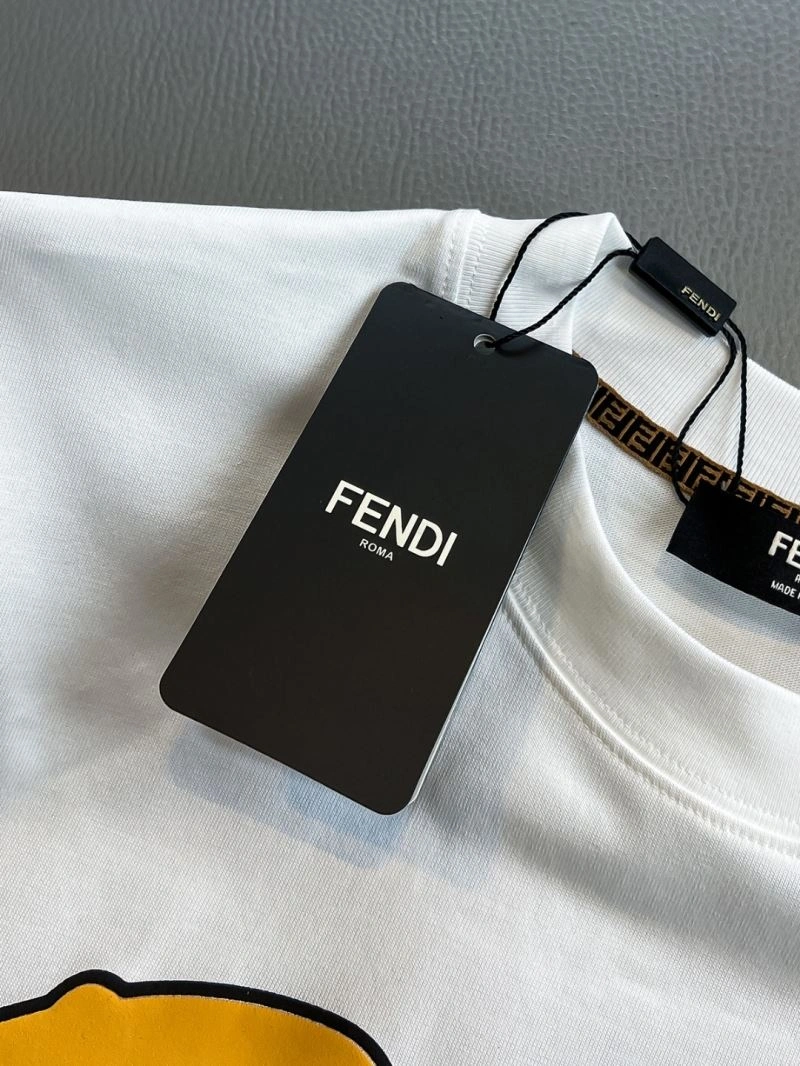 Fendi T-Shirts Original 121992