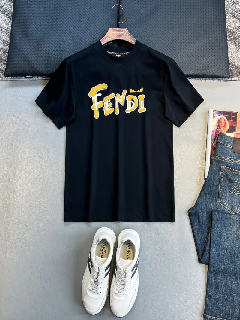 Fendi T-Shirts Minimalist 121994