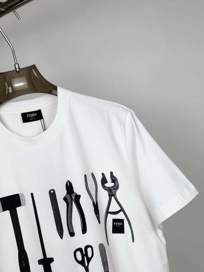OdorResistant Fendi T-Shirts 121946
