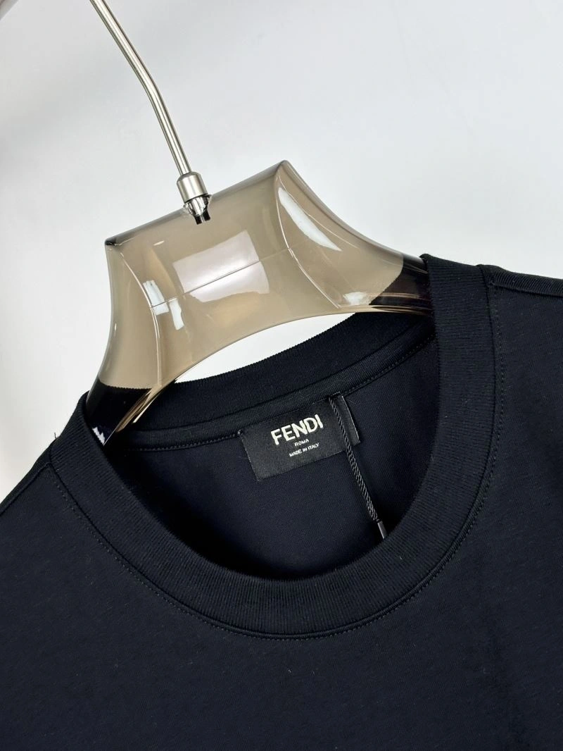 Fendi T-Shirts Minimalist 121954