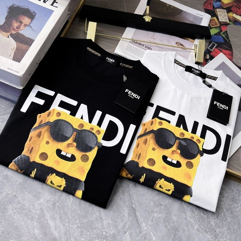 Fendi T-Shirts Practical 121945