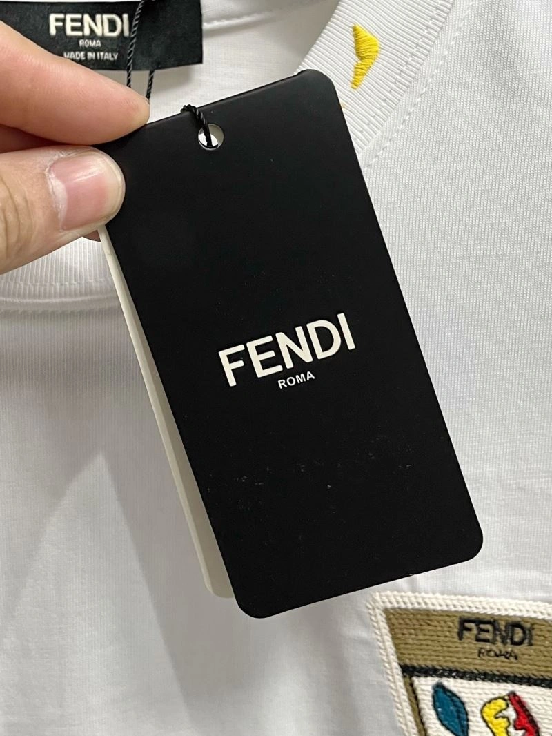 SmoothTexture Fendi T-Shirts 121960