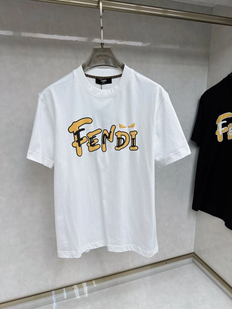 Fendi T-Shirts Chic 121961