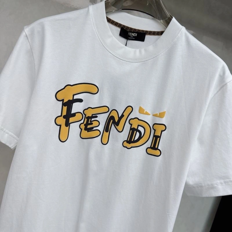 Fendi T-Shirts Chic 121961