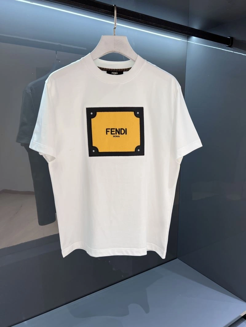 Trendsetting Fendi T-Shirts 121965