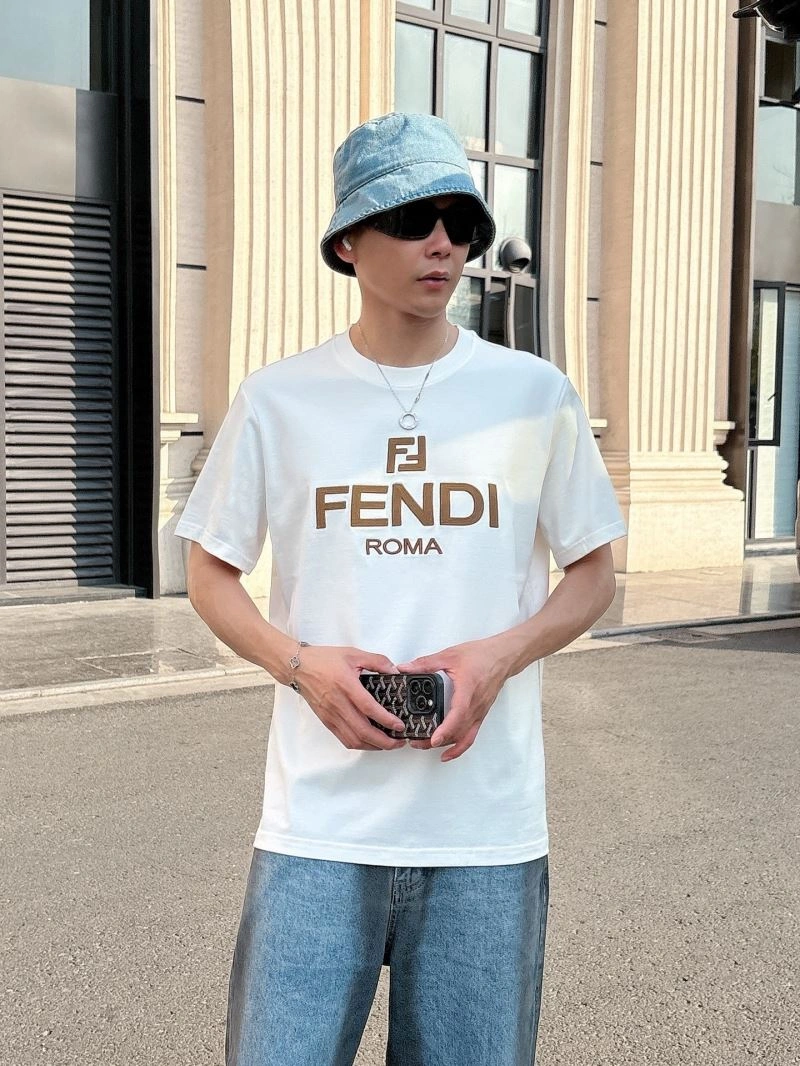 Fendi T-Shirts MultiPurpose 121968