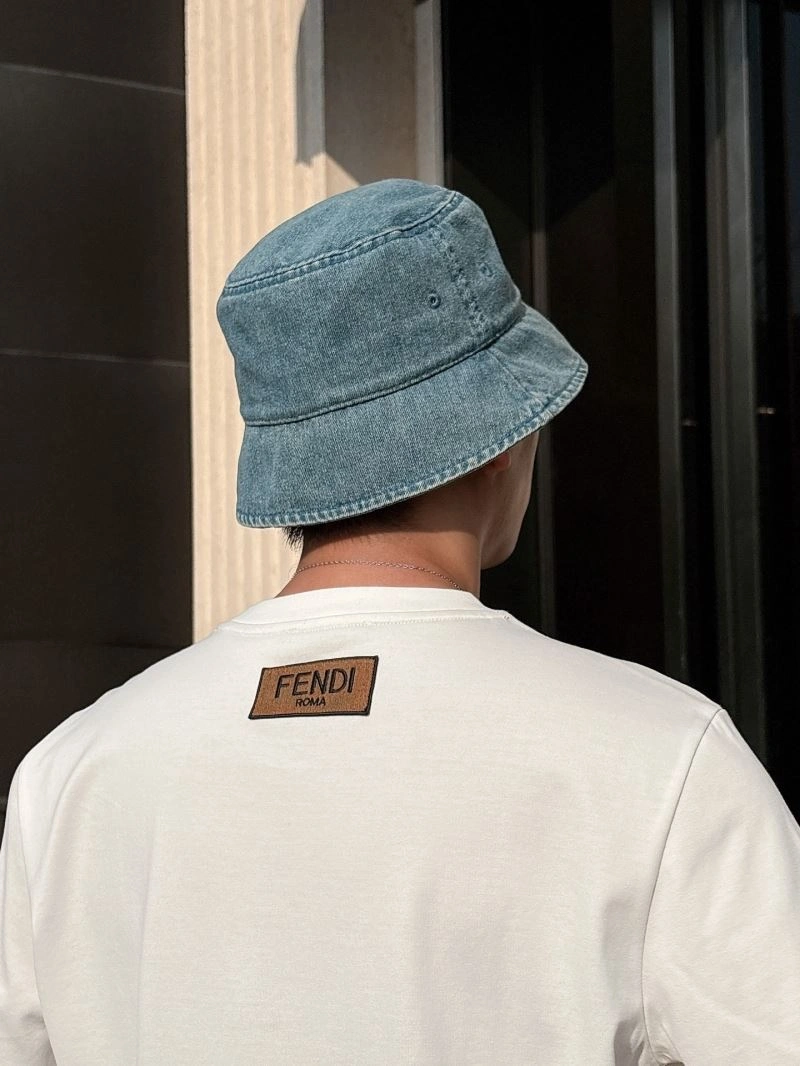 Fendi T-Shirts MultiPurpose 121968