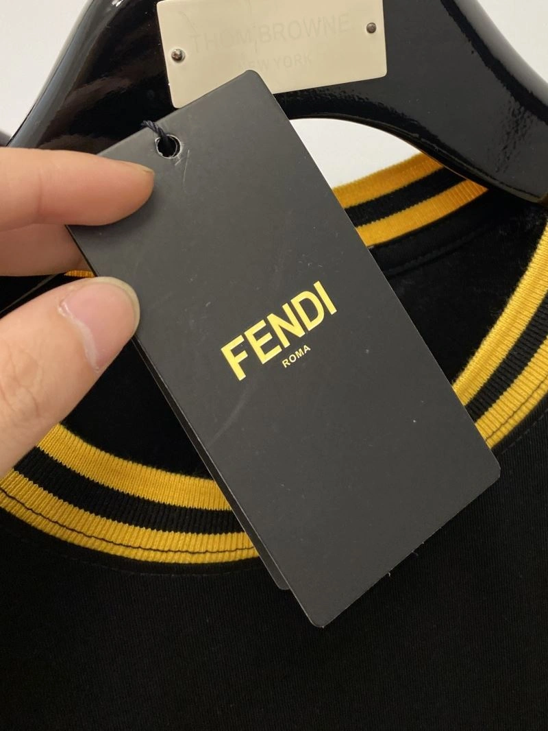 WaterResistant Fendi T-Shirts 121959