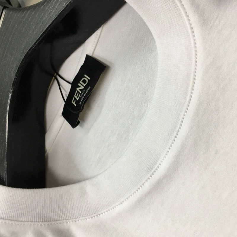 Minimalist Fendi T-Shirts 121908