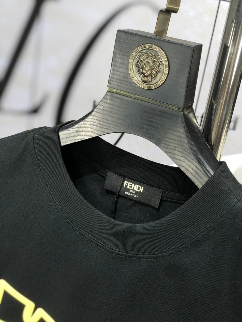 Vibrant Fendi T-Shirts 121910